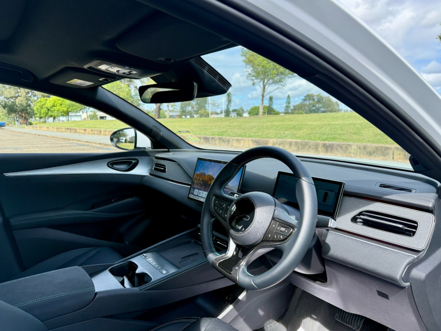 2026 BYD Seal 6  Premium Wagon Image 9