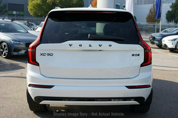 2026 Volvo XC90 L Series Black Edition SUV Image 18