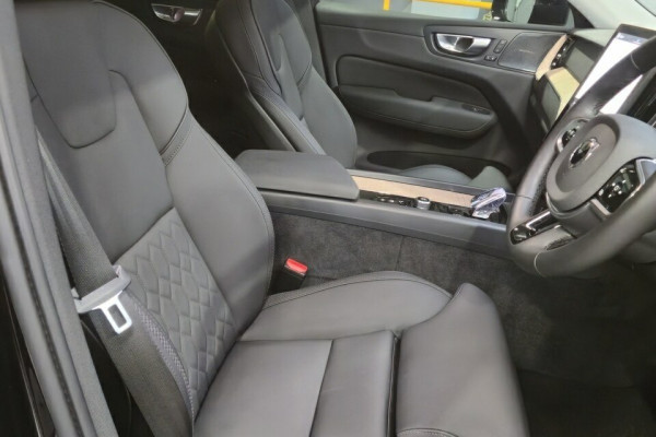 2025 MY26 Volvo XC60 UZ Plus T8 Plug-in Hybrid Dark SUV Image 12