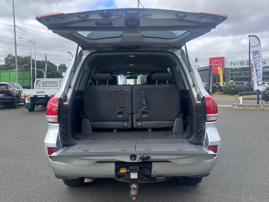 2011 MY10 Toyota LandCruiser VDJ200R GXL SUV Image 9
