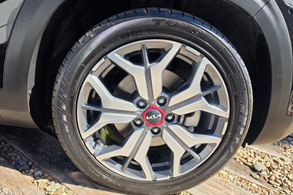 2022 Kia Seltos SP2 GT-Line SUV Image 18