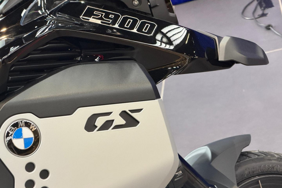 2026 BMW F 900 GS Adventure Ride Pro F 900