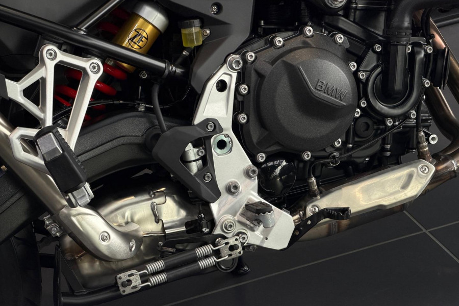 2026 BMW F 800 GS Triple Black F 800
