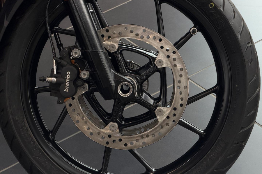 2026 BMW F 800 GS Triple Black F 800