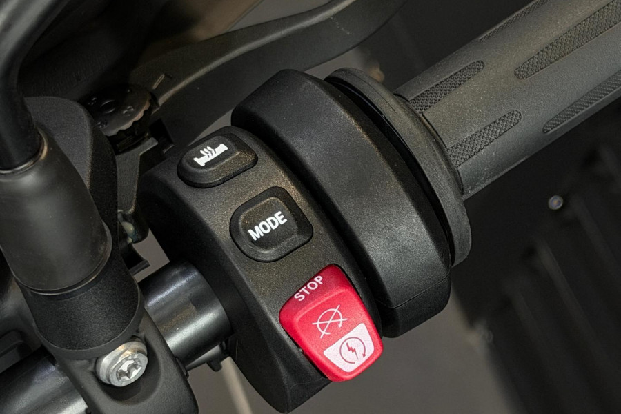 2026 BMW F 800 GS Triple Black F 800