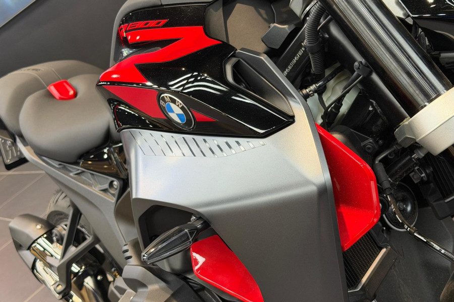 2026 BMW R 1300 R Option 719 R 1300