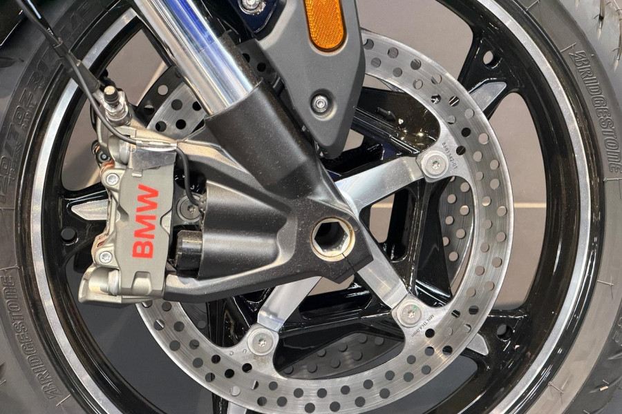 2026 BMW R 1300 R Option 719 R 1300