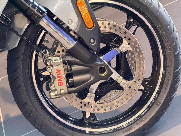 2026 BMW R 1300 RS Option 719 R 1300 image 9