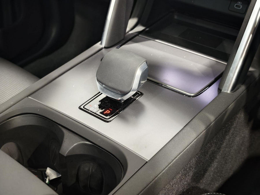 2024 MY25 Land Rover Discovery Sport L550 P300e Dynamic SE SUV Image 14