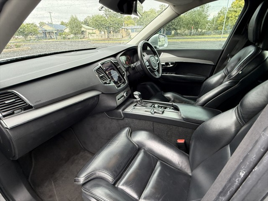 2017 MY18 Volvo XC90 L Series T6 Inscription SUV Image 14
