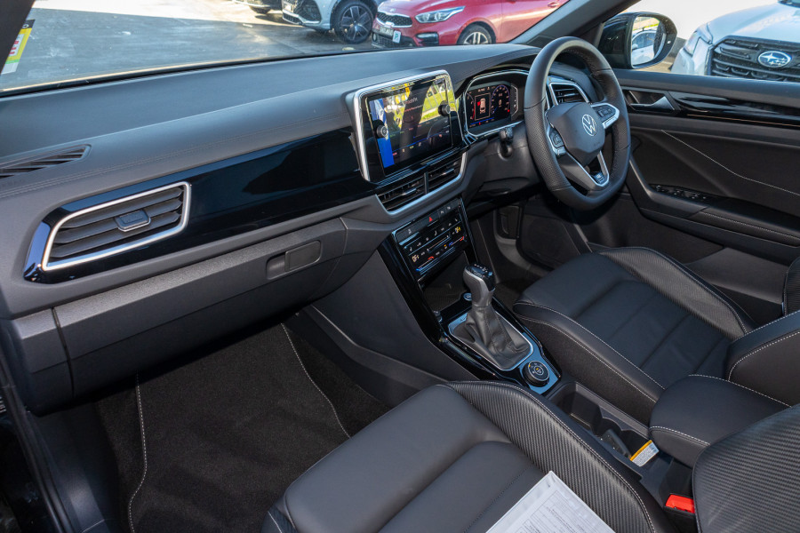 2025 Volkswagen T-Roc D11 140TSI R-Line SUV