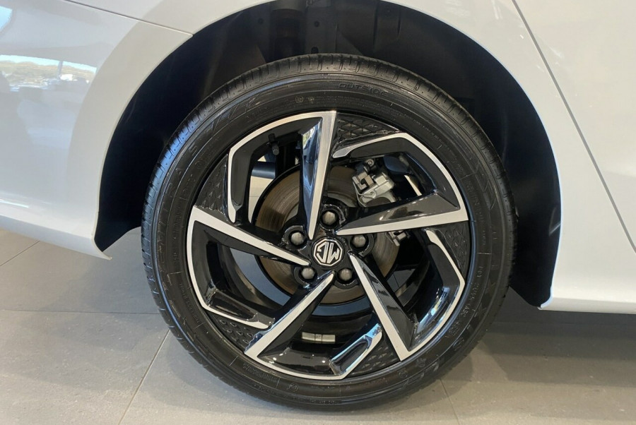 2024 MG MG5 AP32 Essence Sedan Image 10