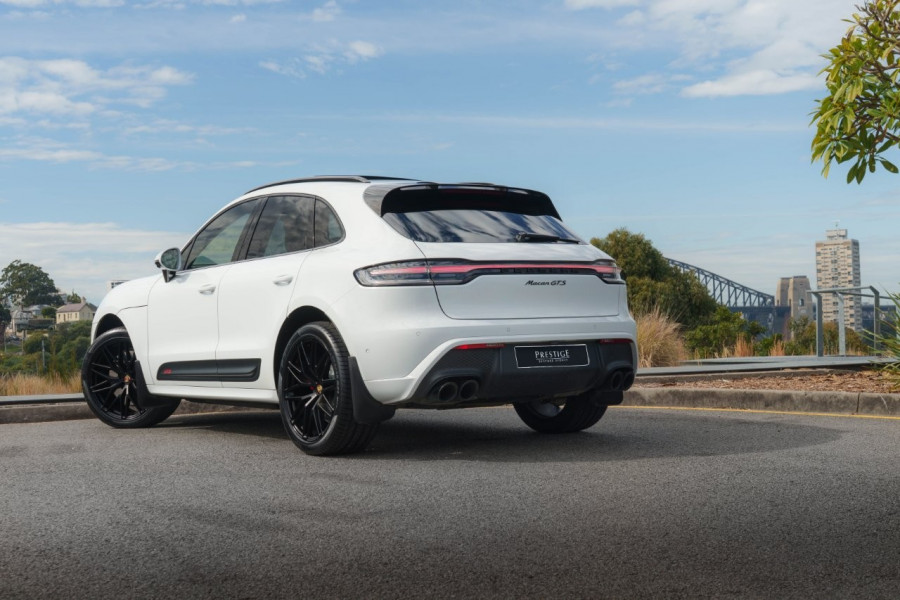 2021 Porsche Macan GTS SUV Image 2