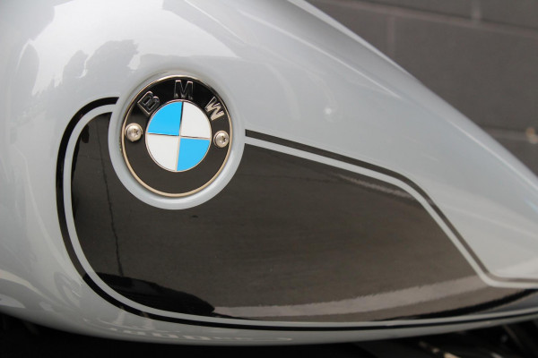 2025 BMW R 18 Blacked Out R 18 image 9