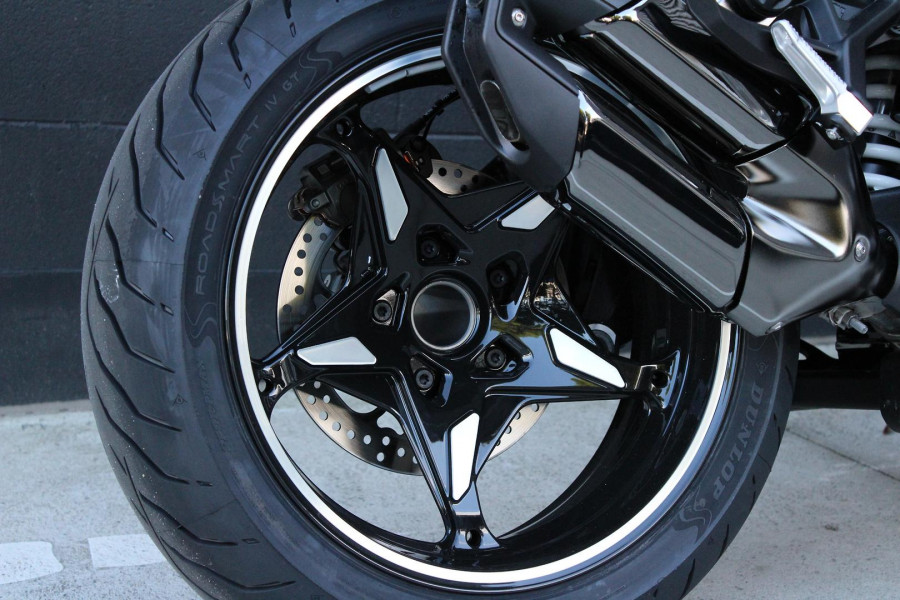 2025 MY26 BMW R 1300 RS Option 719 R 1300