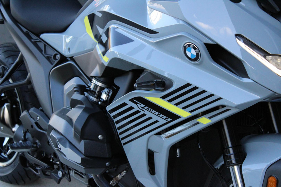 2025 MY26 BMW R 1300 RS Option 719 R 1300