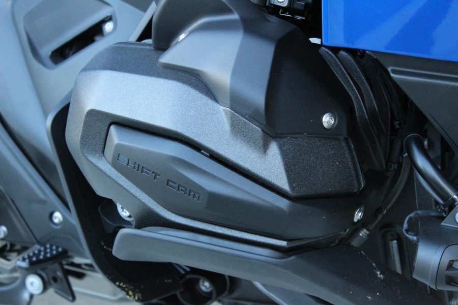 2025 MY26 BMW R 1300 RT Impulse R 1300