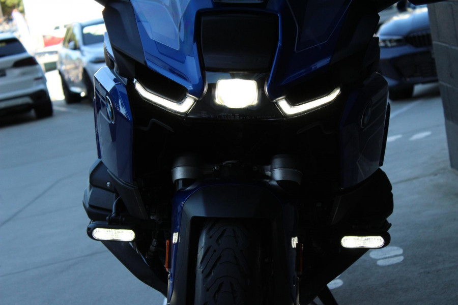 2025 MY26 BMW R 1300 RT Impulse R 1300