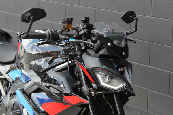 2025 BMW M 1000 R M Competition Package M 1000 image 27