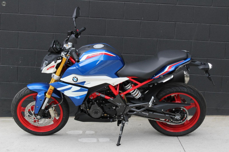 2025 BMW G 310 R G 310