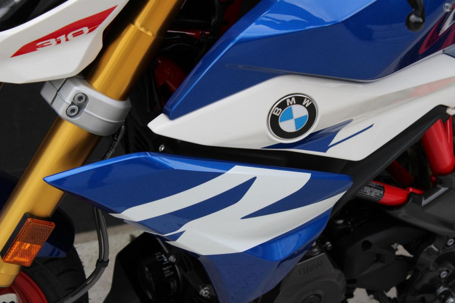 2025 BMW G 310 R G 310