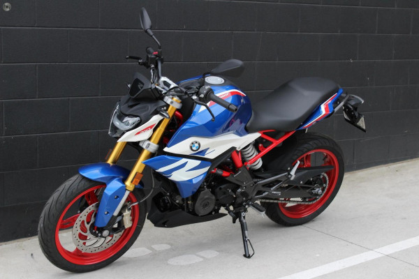 2025 BMW G 310 R G 310 image 3