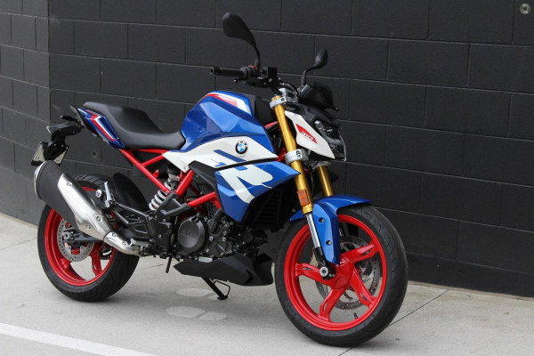 2025 BMW G 310 R G 310