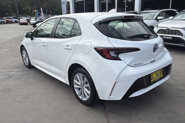 2024 Toyota Corolla ZWE219R Ascent Sport Hybrid SUV Image 7