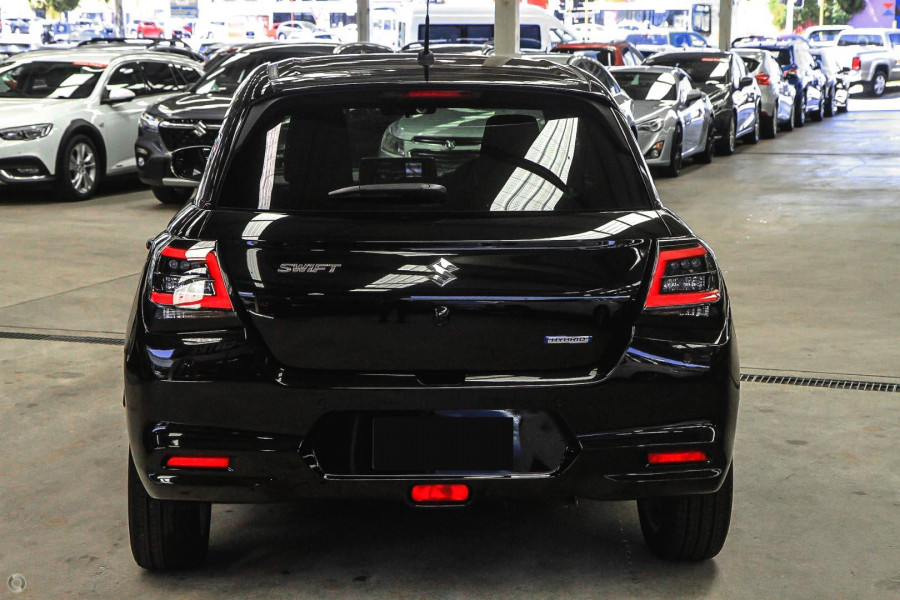 2026 Suzuki Swift UZ Hybrid GLX Hatch Image 3