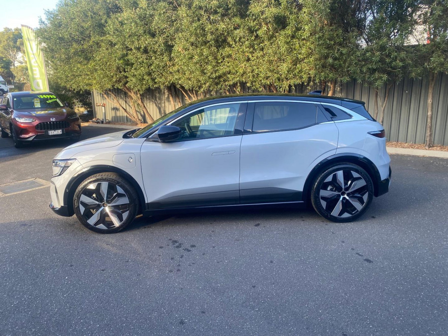 2024 Renault Megane E-Tech XCB Techno EV60 Hatch Image 4