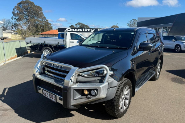 2021 Isuzu MU-X RJ LS-U SUV Image 4