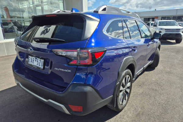 2024 Subaru Outback 6GEN AWD Touring SUV Image 10