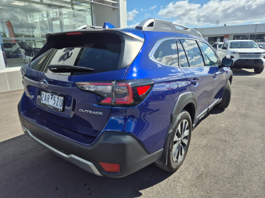 2024 Subaru Outback 6GEN AWD Touring SUV Image 10