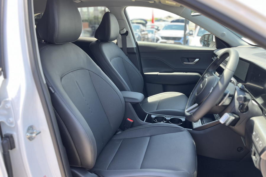 2025 Hyundai KONA SX2.V2 Hybrid Premium SUV Image 8