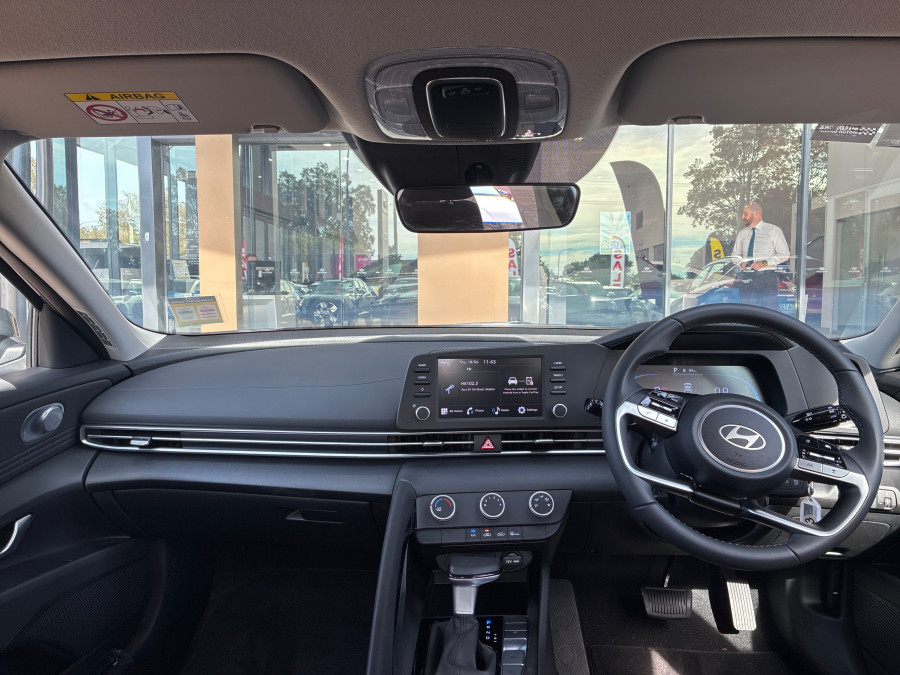 2025 Hyundai i30 CN7.V2  Sedan Image 11