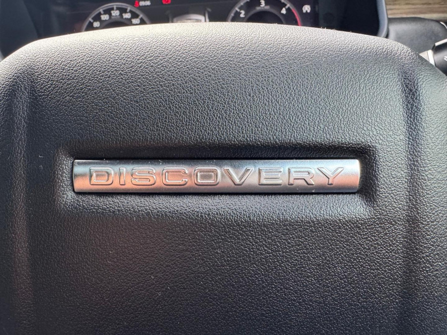 2018 Land Rover Discovery Series 5 HSE Luxury SUV Image 20