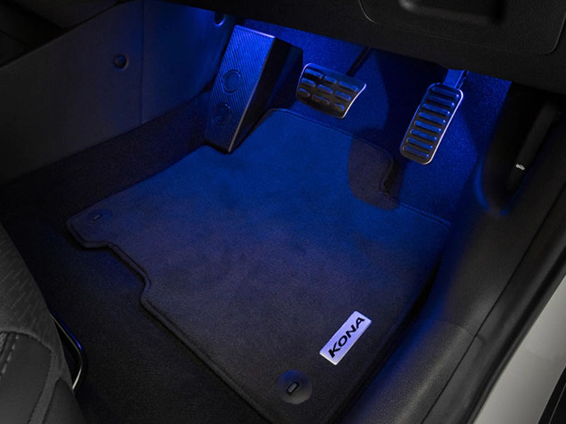 Front and rear interior footwell lighting