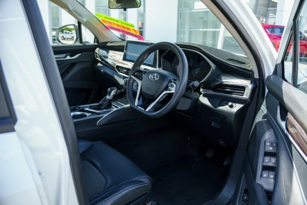 2021 LDV D90 SV9A Executive SUV Image 16