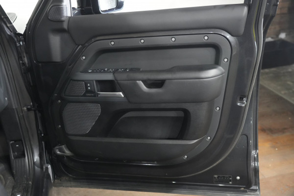 2022 Land Rover Defender L663 110 D300 X-Dynamic HSE SUV Image 30