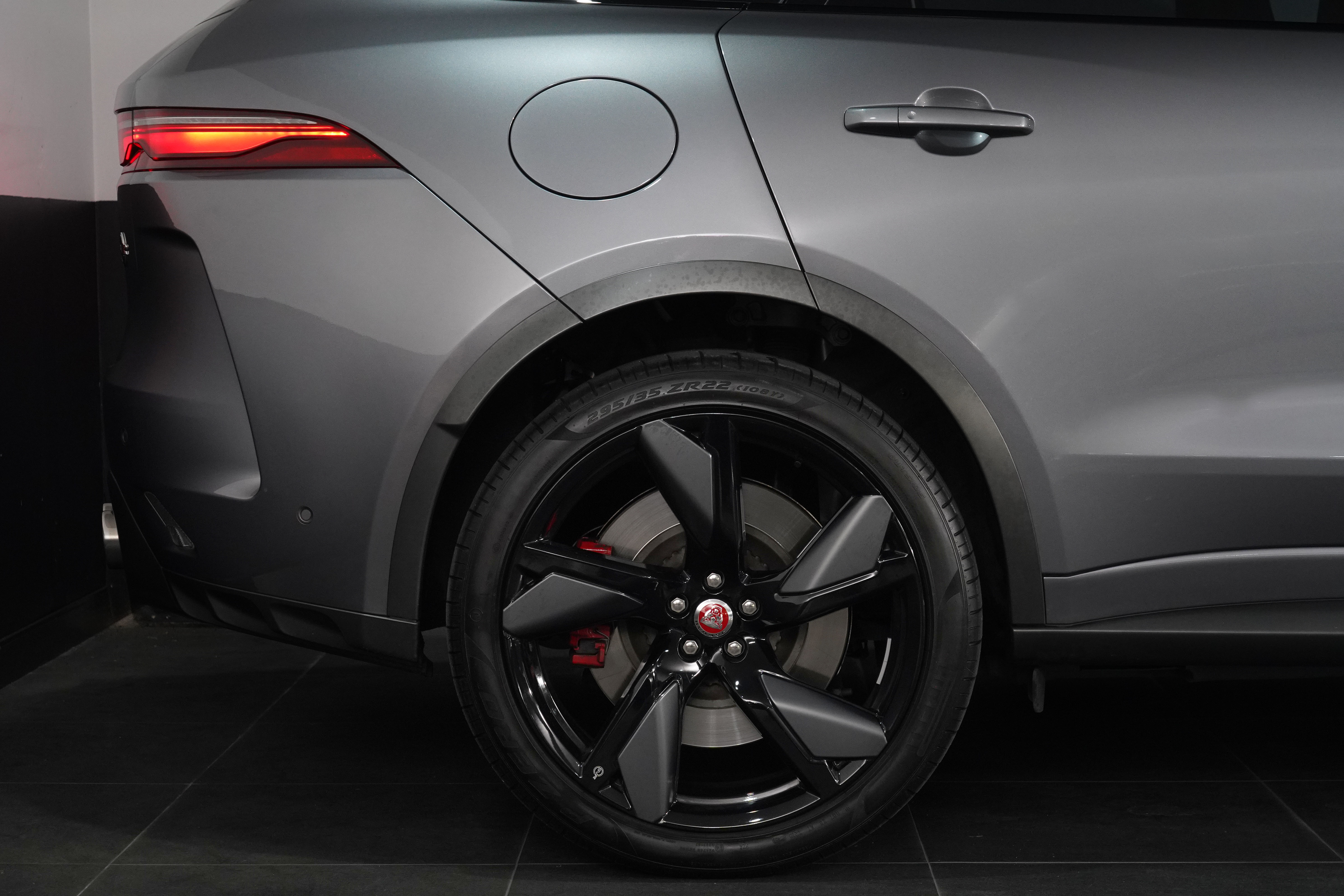 2022 Jaguar F-PACE SVR SUV Image 16