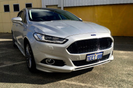 Ford Mondeo Titanium Hatch MD