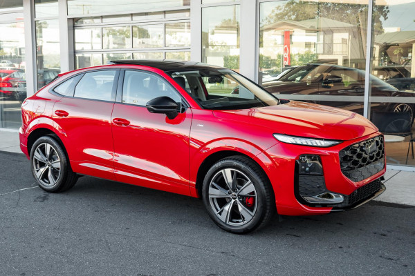 2025 Audi Q3 F3 TFSI Sport SUV image 3