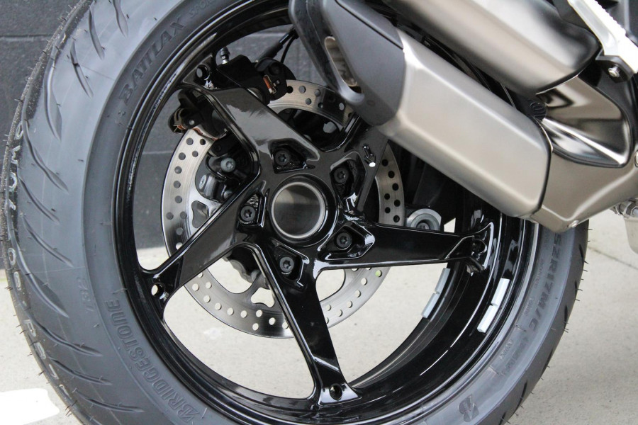 2026 BMW R 1300 R R 1300