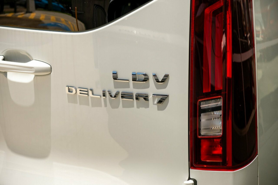 2024 LDV Deliver 7 LWB Low Roof LWB Low Roof Van Image 7