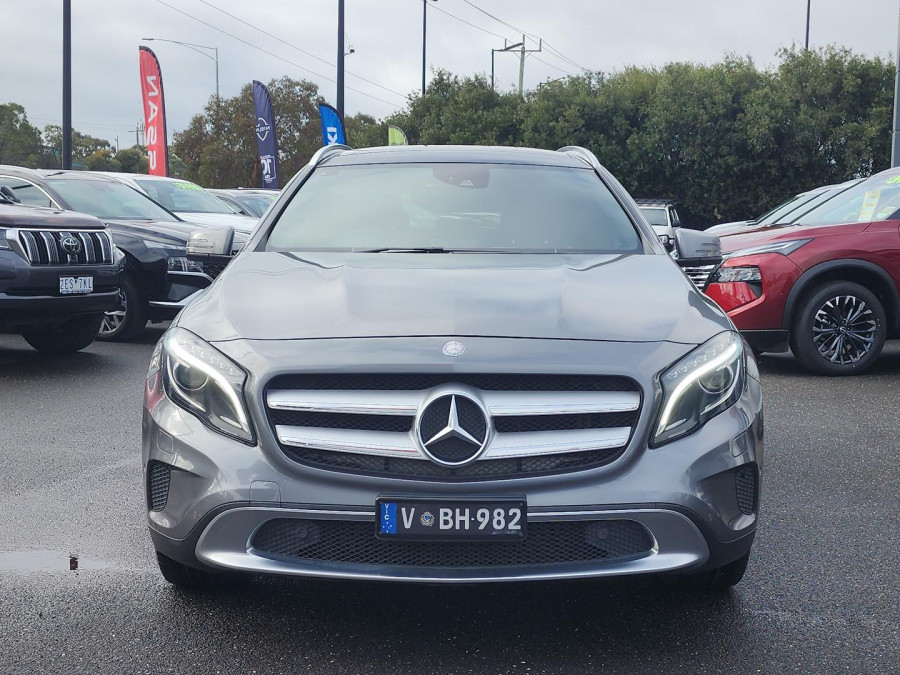 2015 Mercedes-Benz GLA-Class X156 GLA250 SUV Image 2