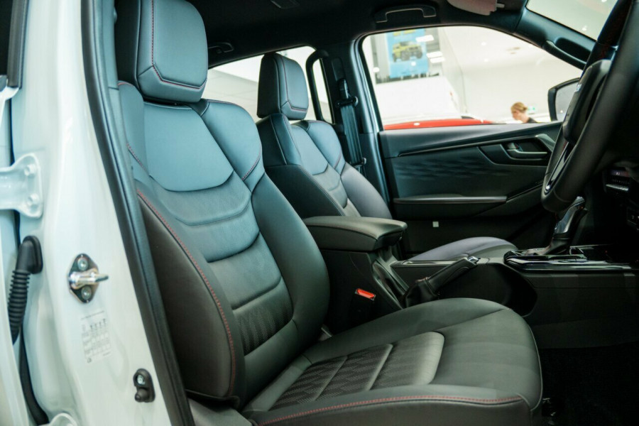 2025 MY24 Isuzu D-MAX RG X-TERRAIN Ute Image 16