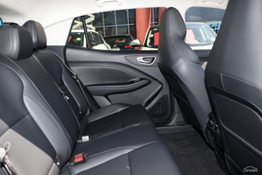 2026 MG MG4 EV Urban AH4E Essence 43 Hatch Image 15