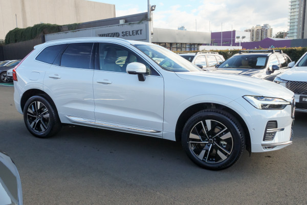 2026 Volvo XC60 UZ Plus B5 Bright SUV Image 3