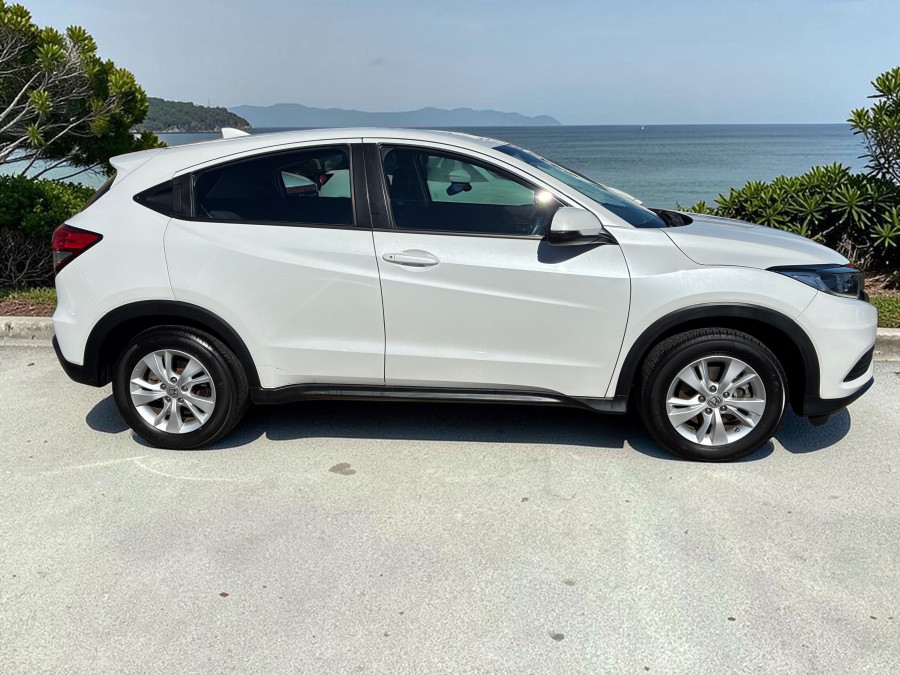 2020 MY21 Honda HR-V  VTi SUV Image 2