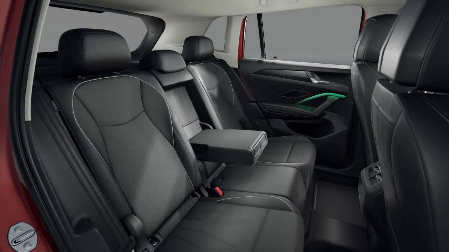 2026 Volkswagen Tiguan CT 150TSI eHybrid Elegance SUV Image 12